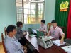 Khách hàng nhận vốn vay chương trình Sản xuất kinh doanh vùng khó khăn tại Điểm giao dịch xã Lộc Khánh ngày 14 4 2021
