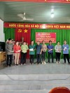 Đ/c Mai Văn Sang, HUV - Chủ tịch HND huyện trao nguồn vốn cho hội viên nông dân xã Tân Thành, huyện Bù Đốp