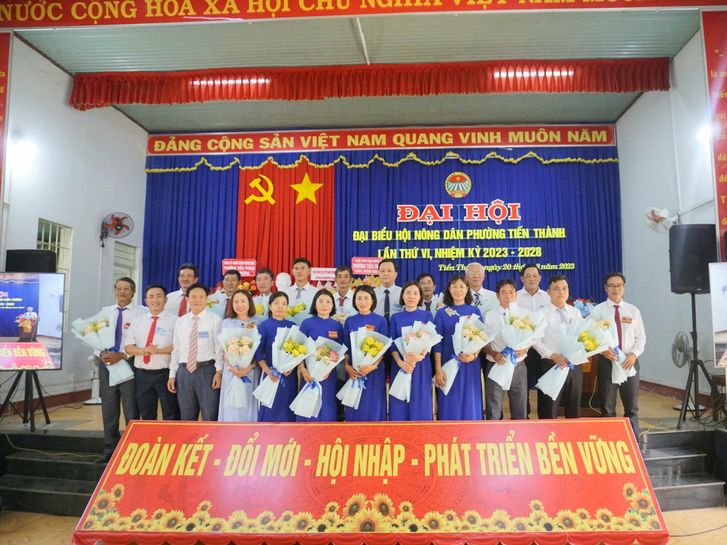 Ban Chấp hành Hội Nông dân phường Tiến Thành nhiệm kỳ 2023 - 2028 ra mắt Đại hội