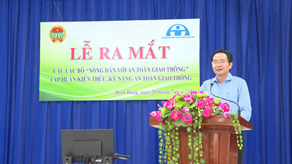 Đ/c Nguyễn Văn Giang - Phó Chủ tịch Hội Nông dân tỉnh Bình Phước, phát biểu tại lễ ra mắt